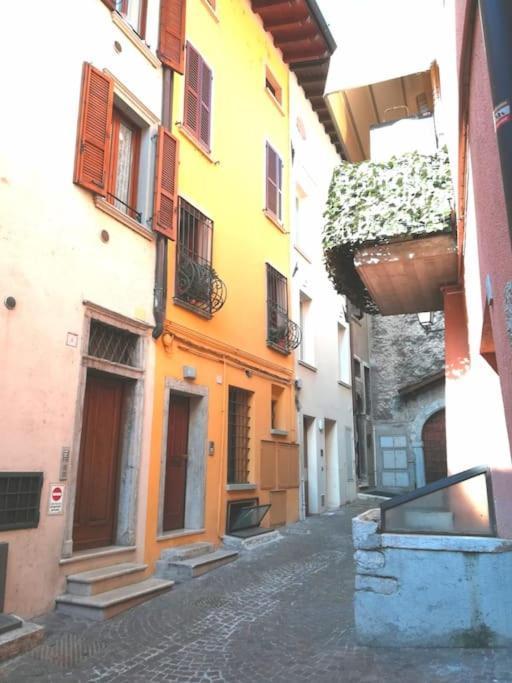 La Corte House Salo Salò Exterior foto